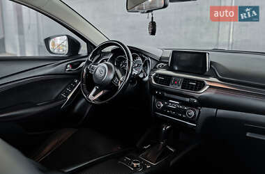 Седан Mazda 6 2017 в 