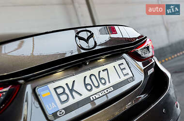 Седан Mazda 6 2017 в 