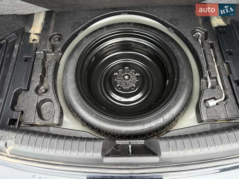 Седан Mazda 6 2017 в Львове