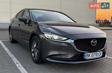 Седан Mazda 6 2018 в 