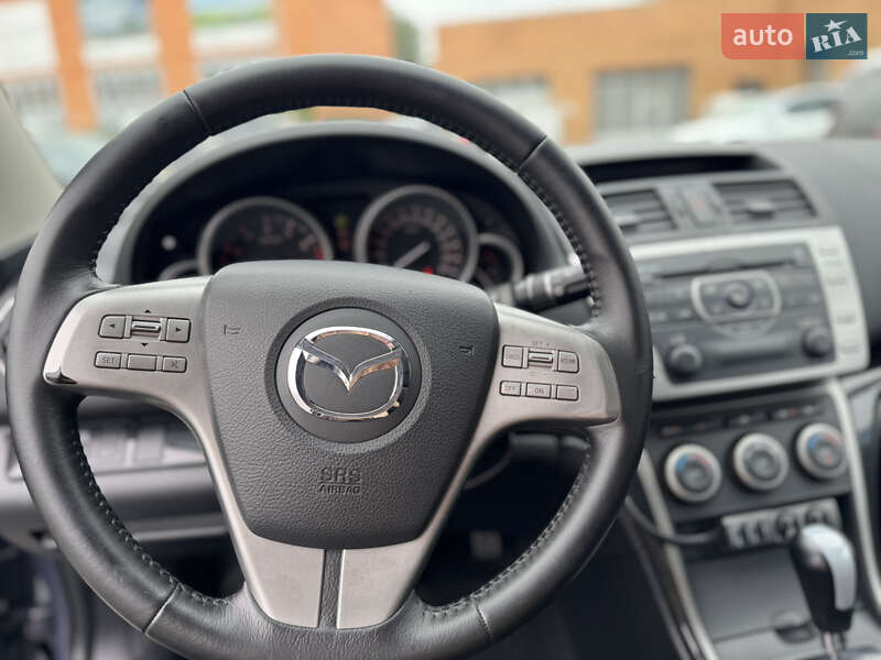 Универсал Mazda 6 2009 в Луцке