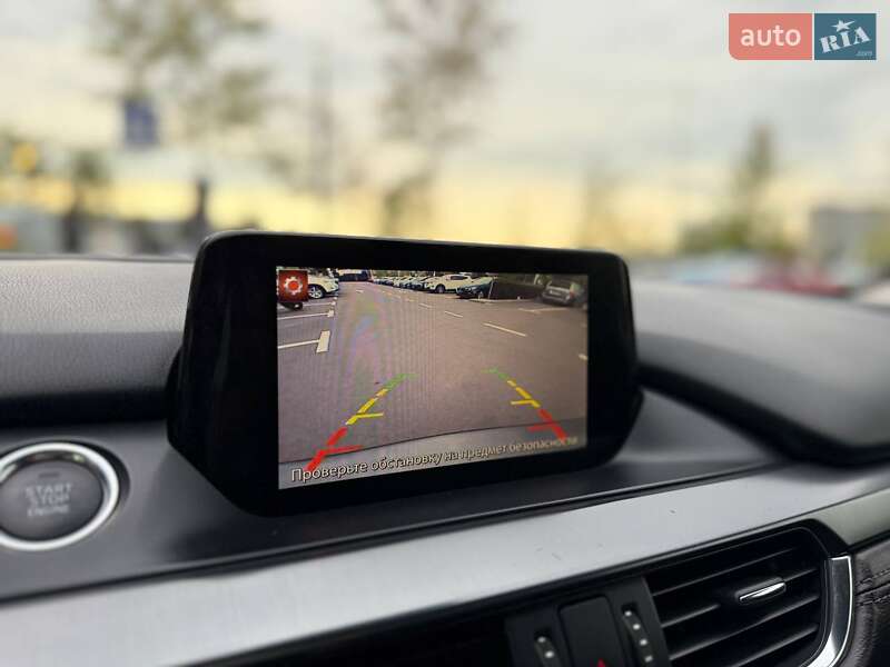Седан Mazda 6 2015 в Киеве