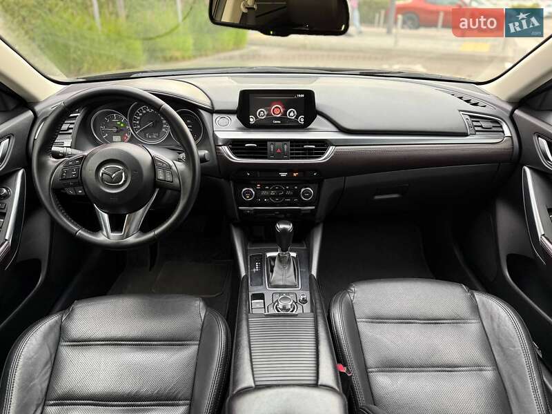 Седан Mazda 6 2015 в Киеве