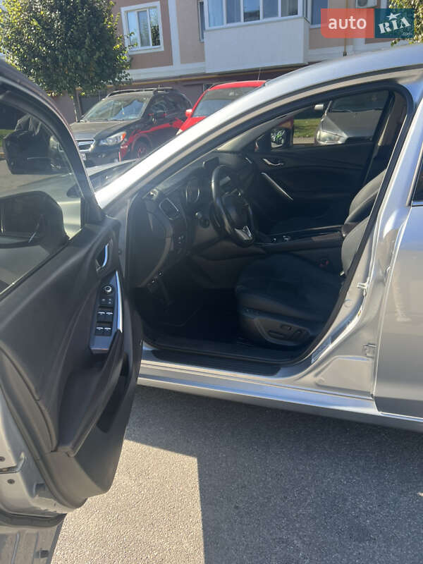 Седан Mazda 6 2014 в Буче
