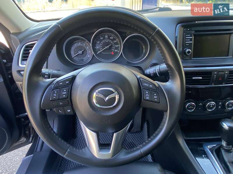 Седан Mazda 6 2014 в Николаеве