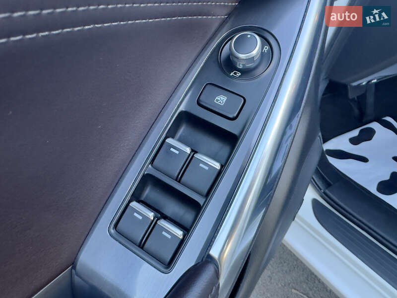 Универсал Mazda 6 2015 в Ровно