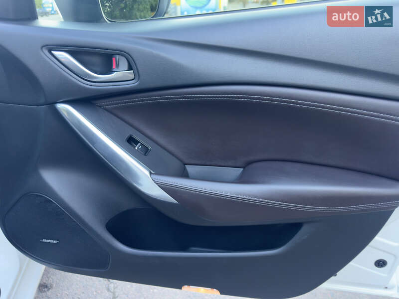 Универсал Mazda 6 2015 в Ровно