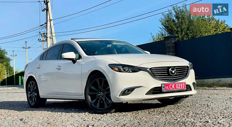 Седан Mazda 6 2016 в Львове