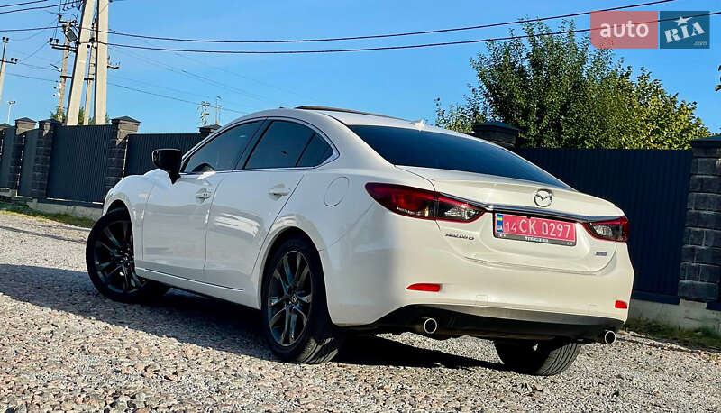 Седан Mazda 6 2016 в Львове