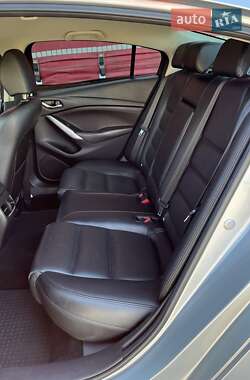 Седан Mazda 6 2016 в 
