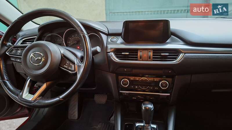 Седан Mazda 6 2017 в Николаеве