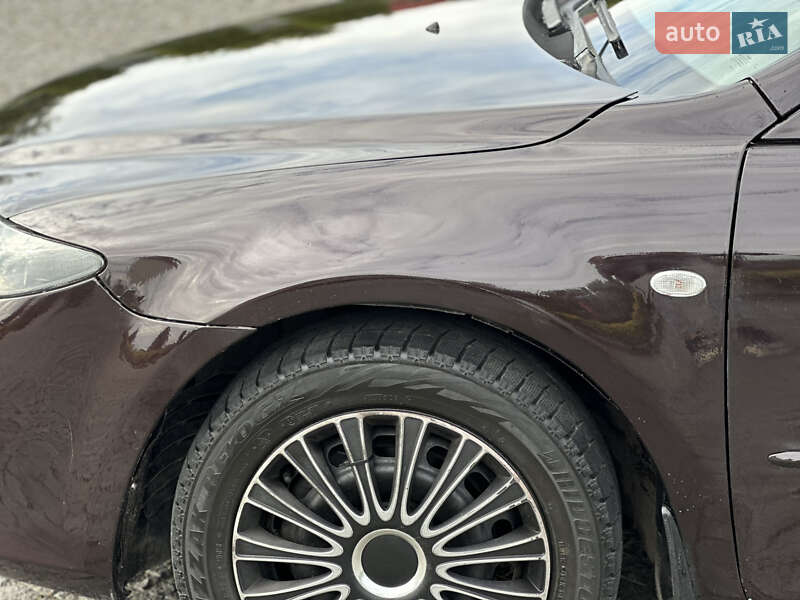 Седан Mazda 6 2006 в Жовкве