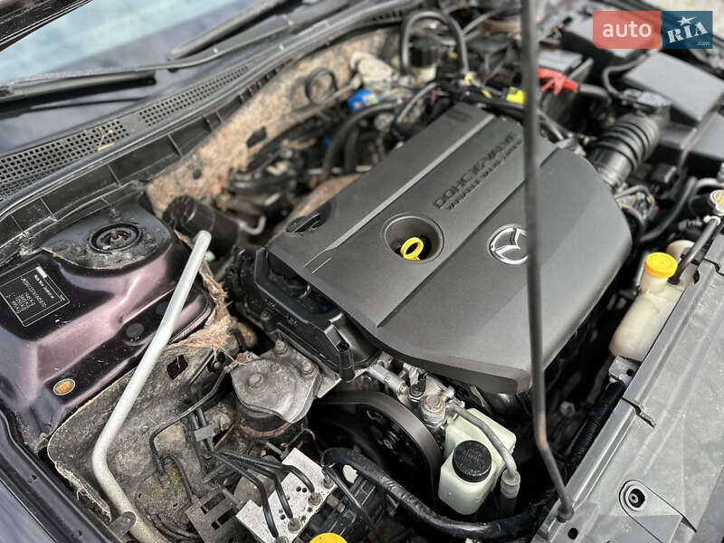 Седан Mazda 6 2006 в Жовкве