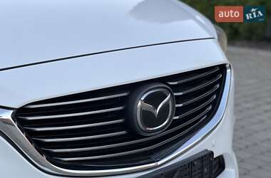 Седан Mazda 6 2015 в 