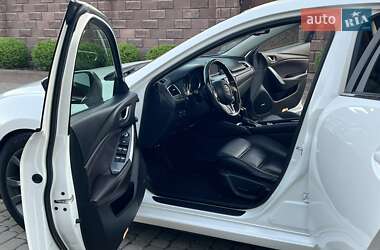 Седан Mazda 6 2015 в 