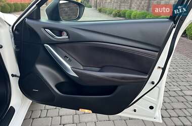 Седан Mazda 6 2015 в 