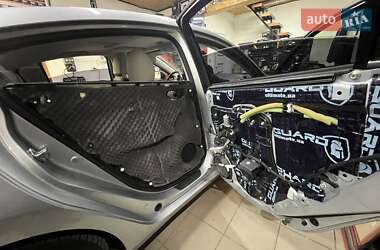 Седан Mazda 6 2015 в 