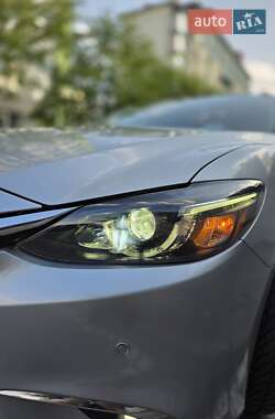 Седан Mazda 6 2015 в 