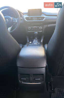 Седан Mazda 6 2015 в 