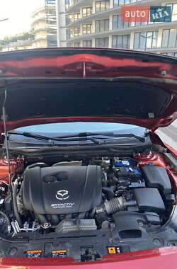 Седан Mazda 6 2015 в 