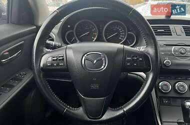 Седан Mazda 6 2012 в 