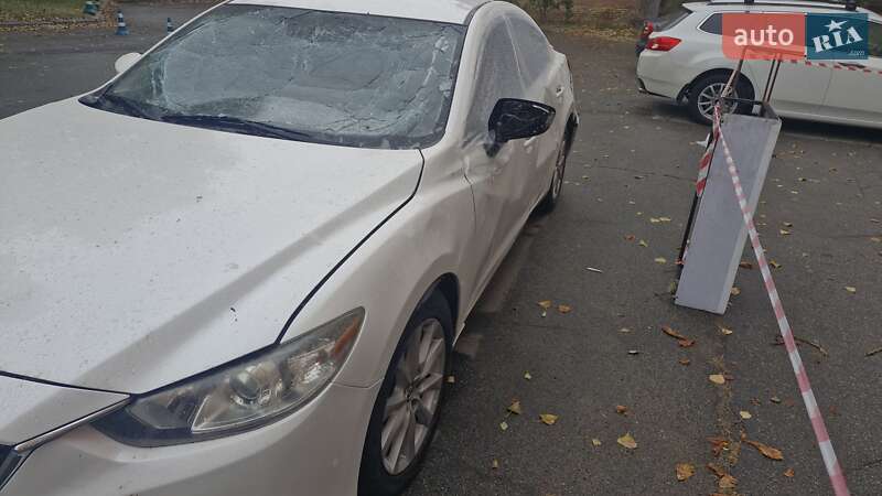 Седан Mazda 6 2014 в Киеве