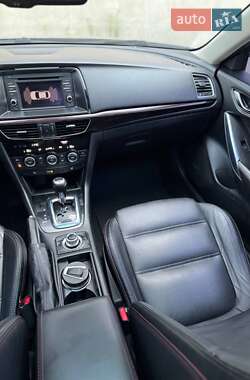 Седан Mazda 6 2013 в 