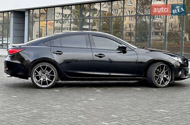Седан Mazda 6 2016 в 