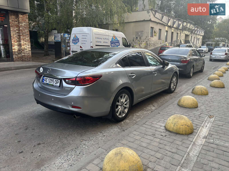 Седан Mazda 6 2014 в Дніпрі