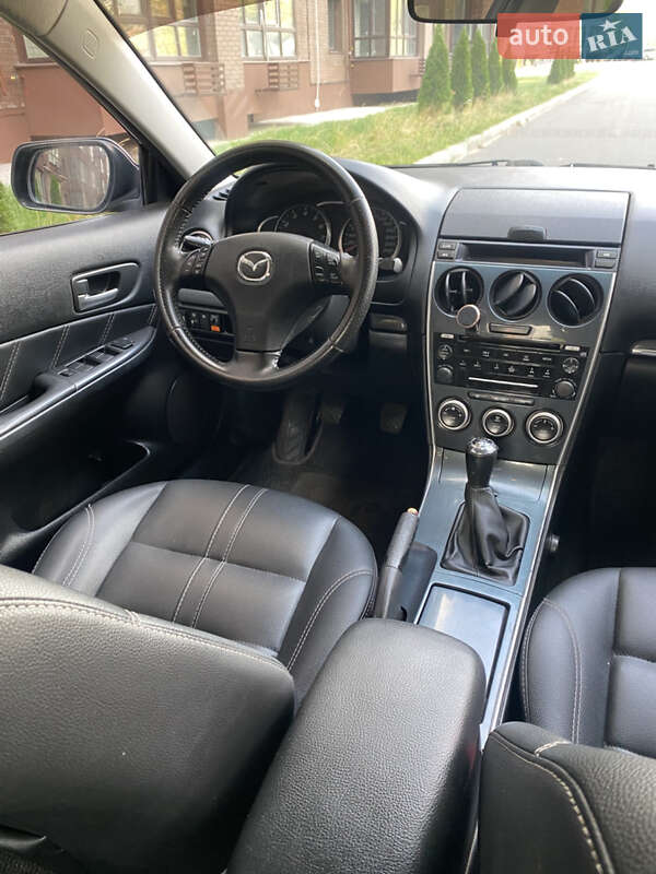 Седан Mazda 6 2006 в Чернигове
