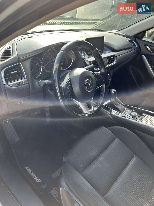 Седан Mazda 6 2016 в Ужгороде