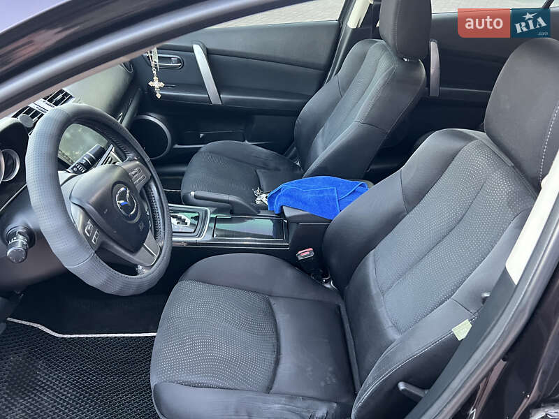 Седан Mazda 6 2008 в Знаменке