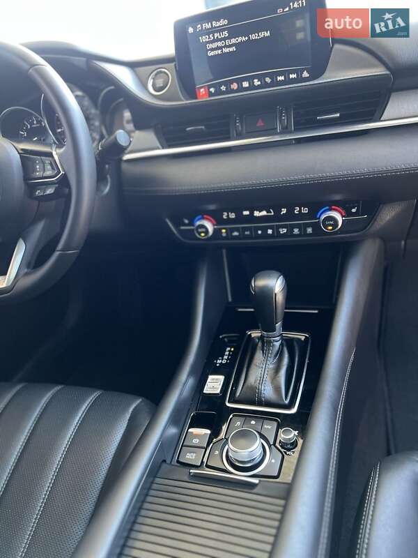 Седан Mazda 6 2019 в Синельниково