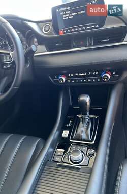 Седан Mazda 6 2019 в 