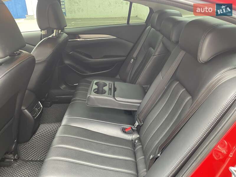 Седан Mazda 6 2020 в Вишневом