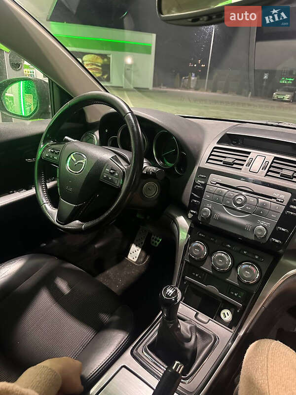 Универсал Mazda 6 2010 в Киеве