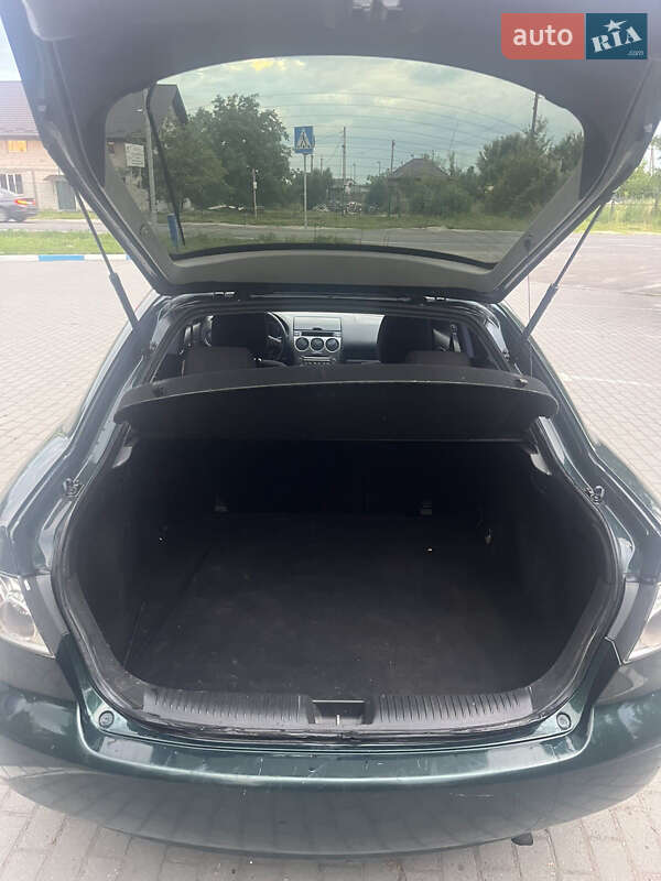 Седан Mazda 6 2003 в Львове