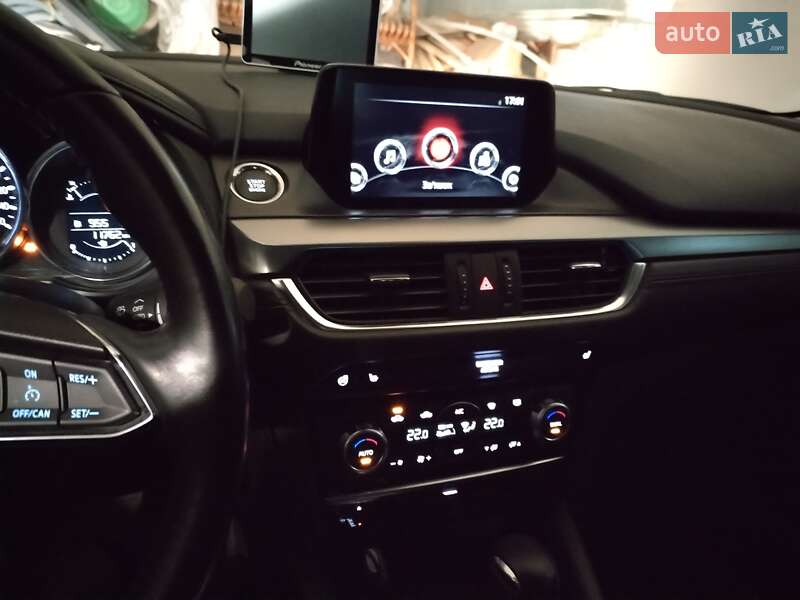 Седан Mazda 6 2017 в Шепетовке