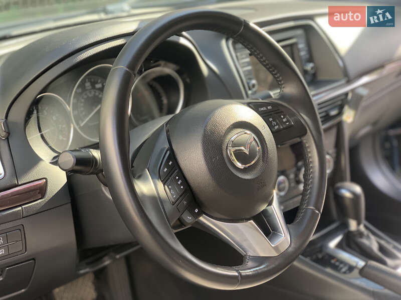Седан Mazda 6 2014 в Гайсине
