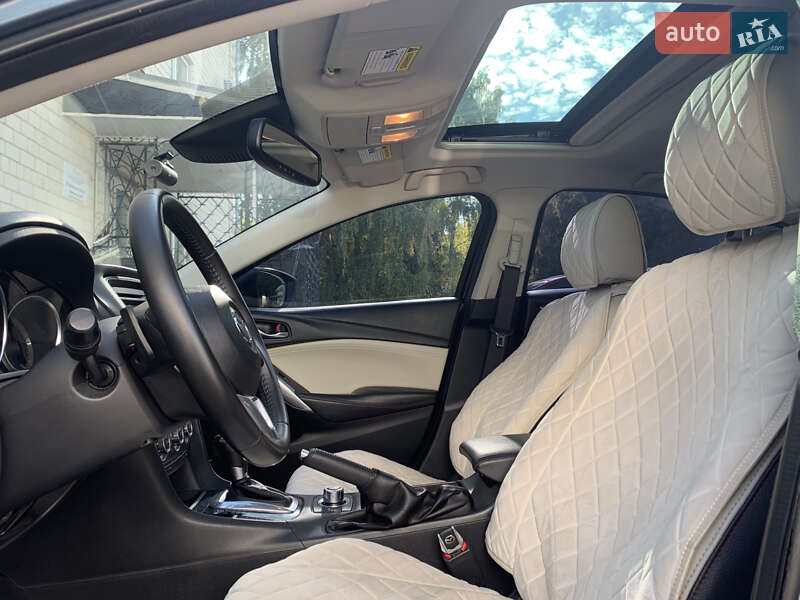 Седан Mazda 6 2014 в Гайсине