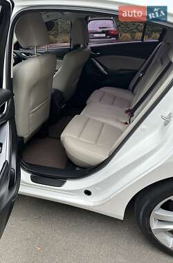 Седан Mazda 6 2015 в 