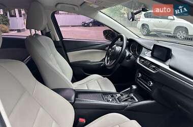 Седан Mazda 6 2015 в 