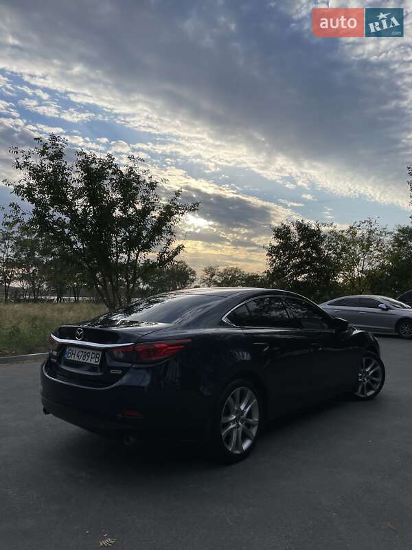 Седан Mazda 6 2016 в Днепре