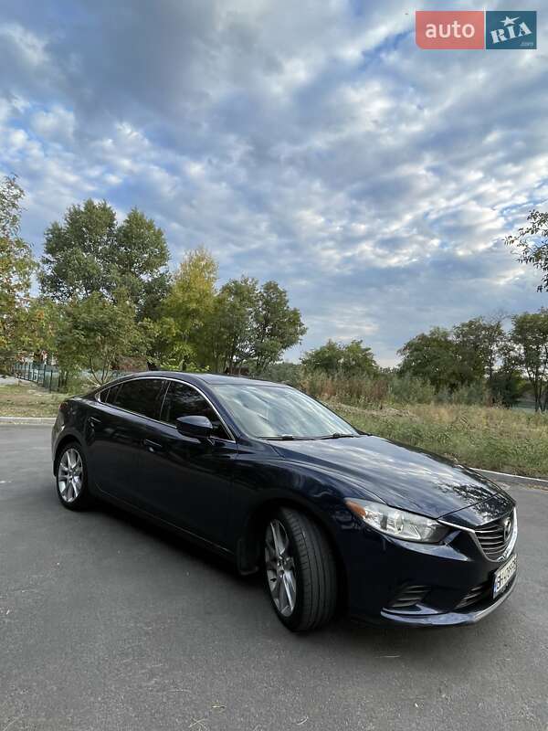 Седан Mazda 6 2016 в Днепре