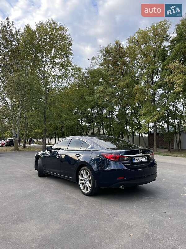 Седан Mazda 6 2016 в Днепре