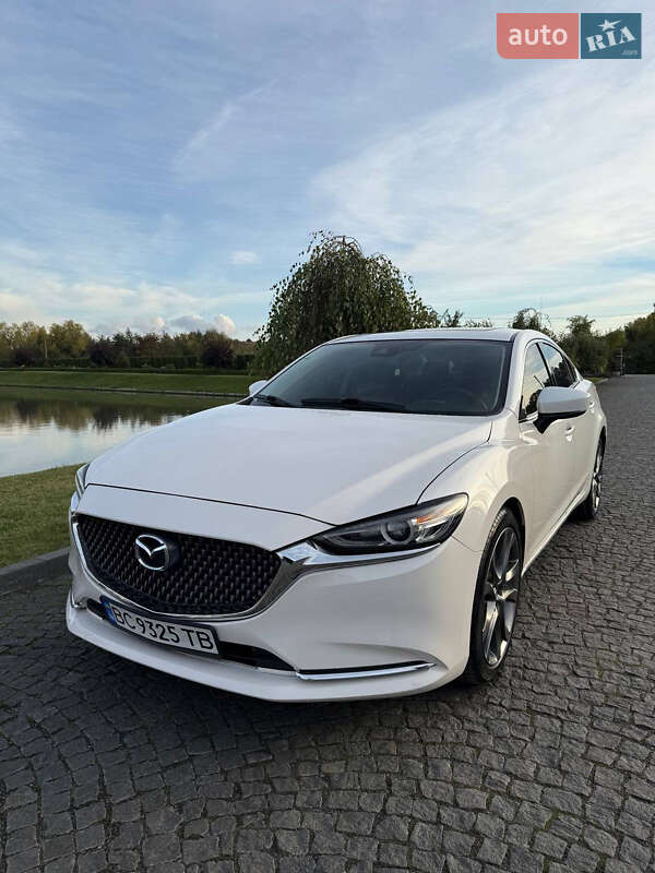 Седан Mazda 6 2017 в 