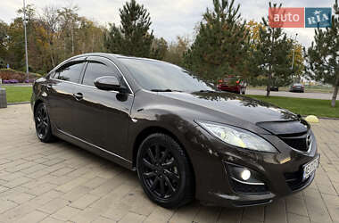 Седан Mazda 6 2010 в 