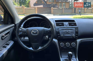 Седан Mazda 6 2011 в 