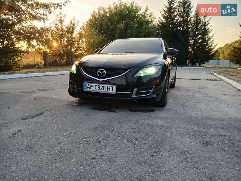 Седан Mazda 6 2008 в 