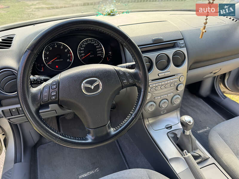 Седан Mazda 6 2004 в Каменском